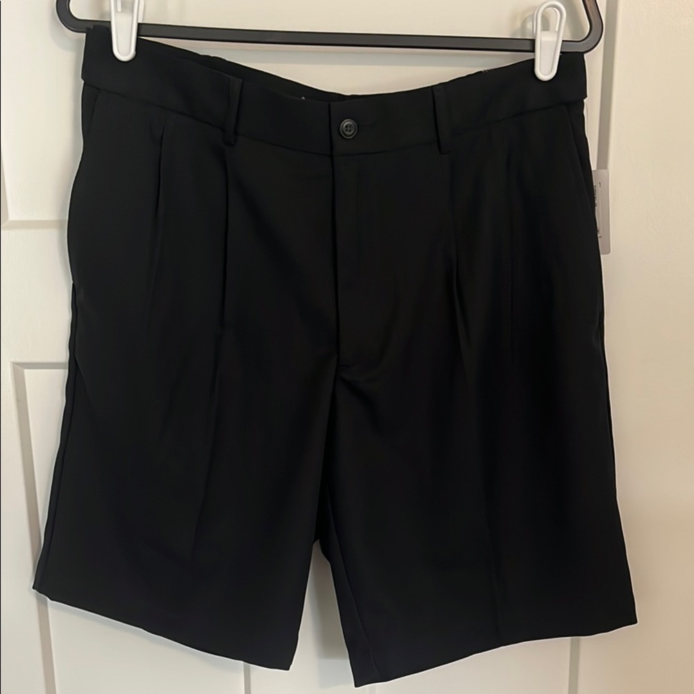 NWT Men's PGA Tour Black Golf Shorts SZ 32